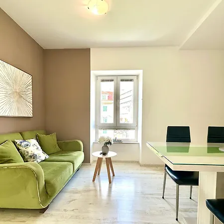 Pulse Apartment